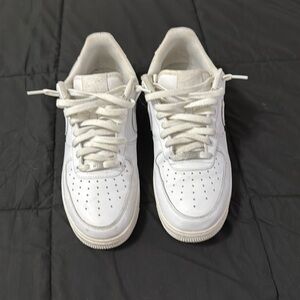 White Air force 1s